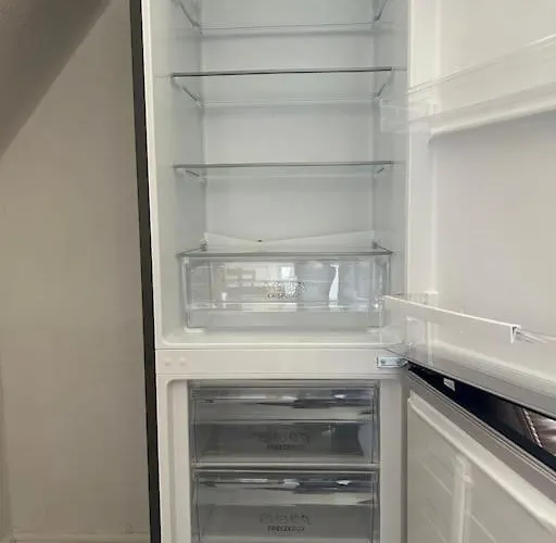 Monteur-suite ,appartement Avd 7 *