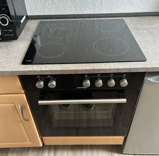 Monteur-suite ,appartement Avd 7 *